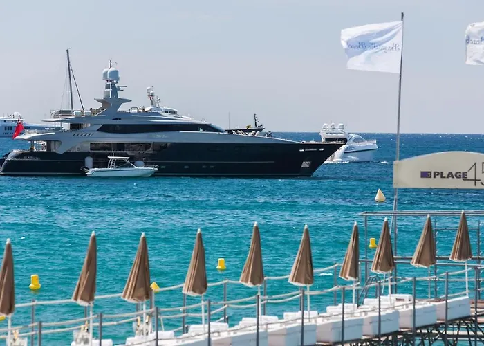 Gray 2a7 アパート *