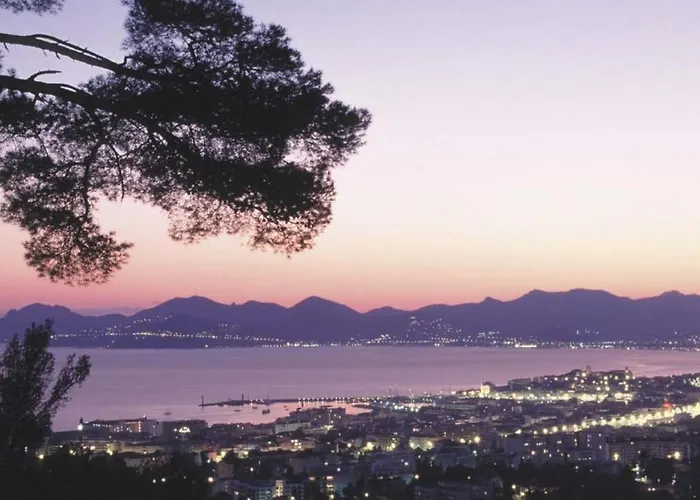 Gray 2a7 アパート *